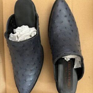 Blue Ostrich Mule Tres Outlaws